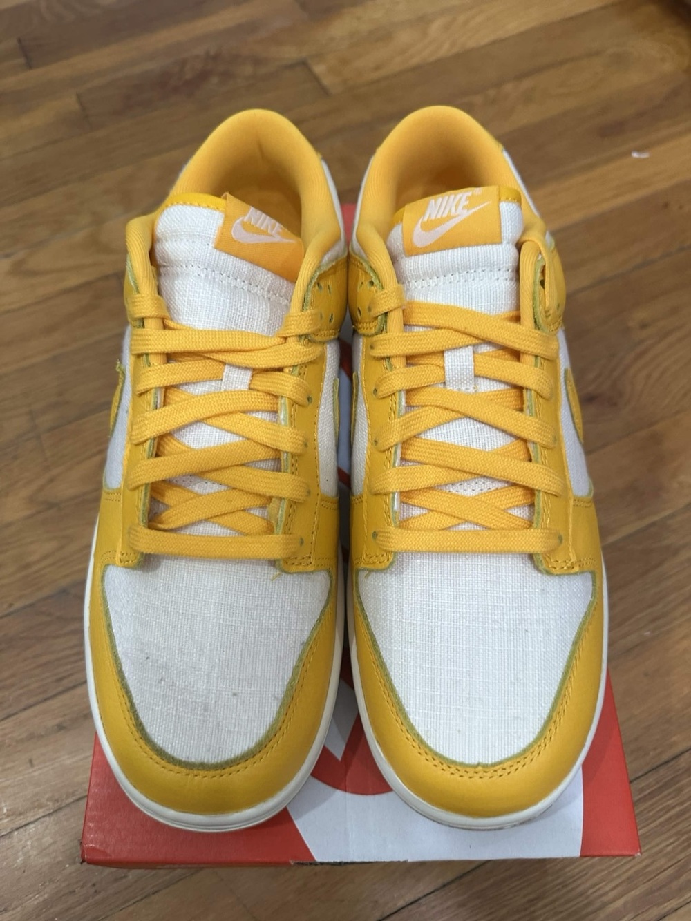 *Used* Nike Dunk Low Men White Yellow (HF4867-739) Size 9 *Damaged Original Box* - Picture 8 of 11